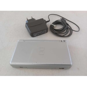 Nintendo DS lite 2006...