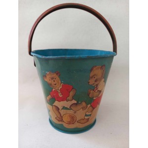 Vintage tin beach bucket