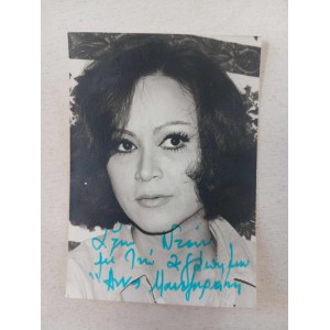 Anna Mantzourani autograph