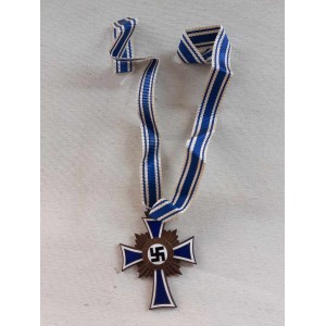 WW2 cross of honour of the...