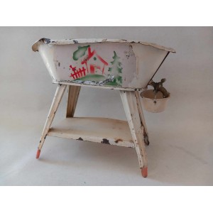 Tin doll bath tub