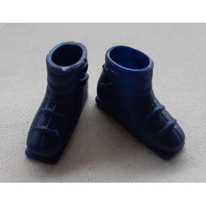 Ski boots for John-John and...
