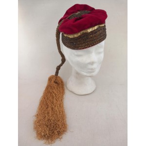 Women's head covering Fessi...