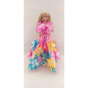 Mattel 1996 Barbie Blossom...