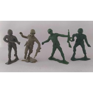 Soldiers plastic figures 13cm