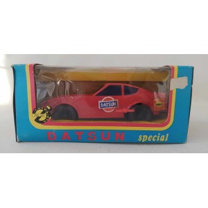 Datsun κουρδιστό πλαστικό...